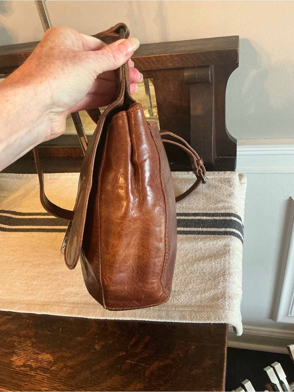 Frye Melissa Leather Saddle Bag Crossbody Shoulder Bag Cognac Brown Retail $378 - Picture 8 of 15